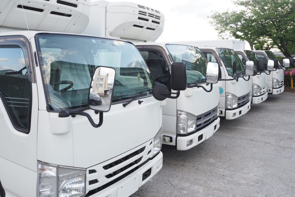 冷蔵冷凍車の中古車なら姫路の船場サービスへ！2トン・3トン・4トントラックなど